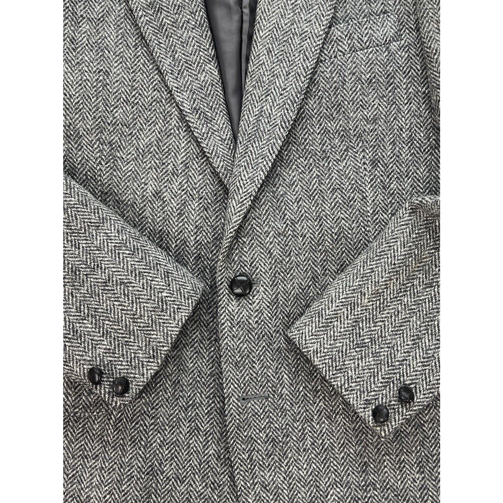 Harris Tweed 2 Button Blazer Mens 41R Wool Jacket Sport Coat Herringbone Gray