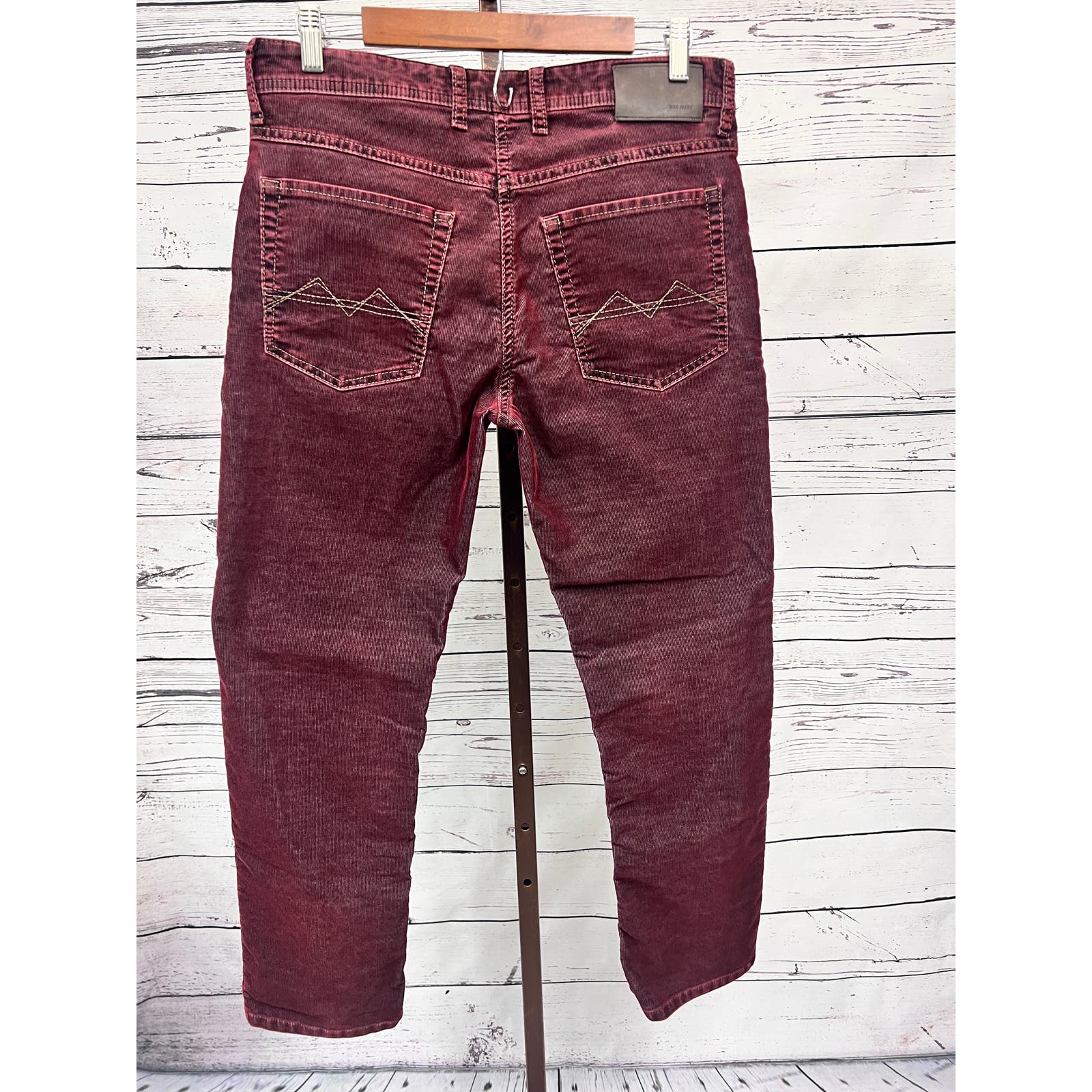 MAC Jeans Arne Pipe Corduroy Pants Mens 33x28 Stretch Maroon Vintage Wash