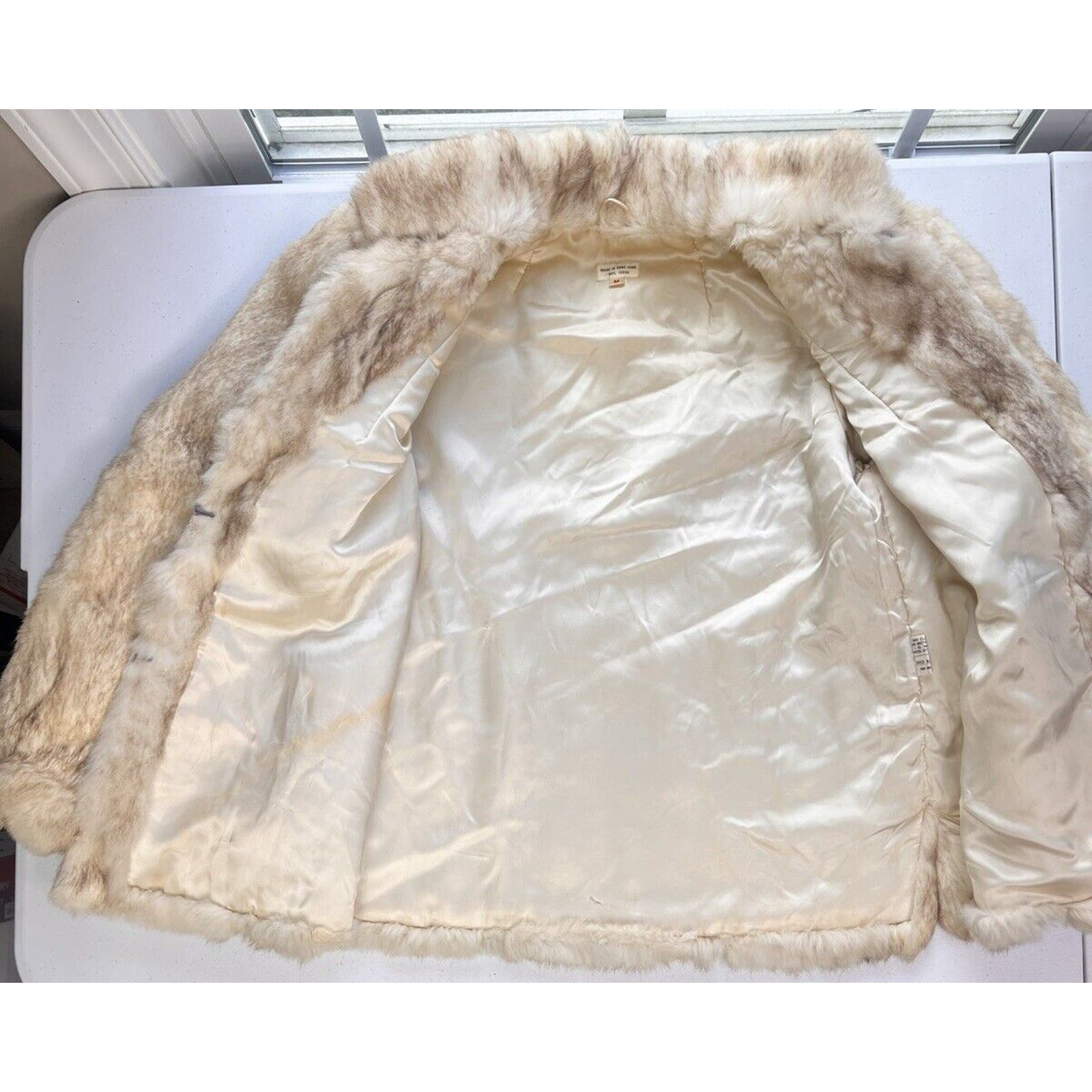 Vintage Genuine Rabbit Fur Coat Jacket Women’s Size M Cream w/ Dark Tips Pockets