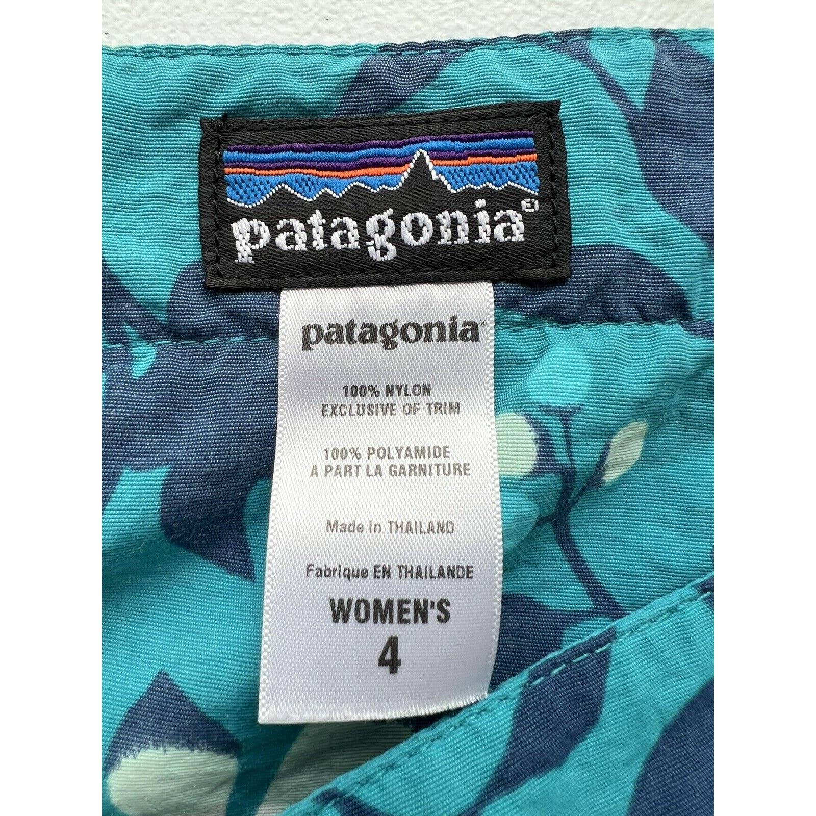 Patagonia Wrap Skirt Women’s Size 4 Lightweight Blue Floral Snap Buttons Nylon