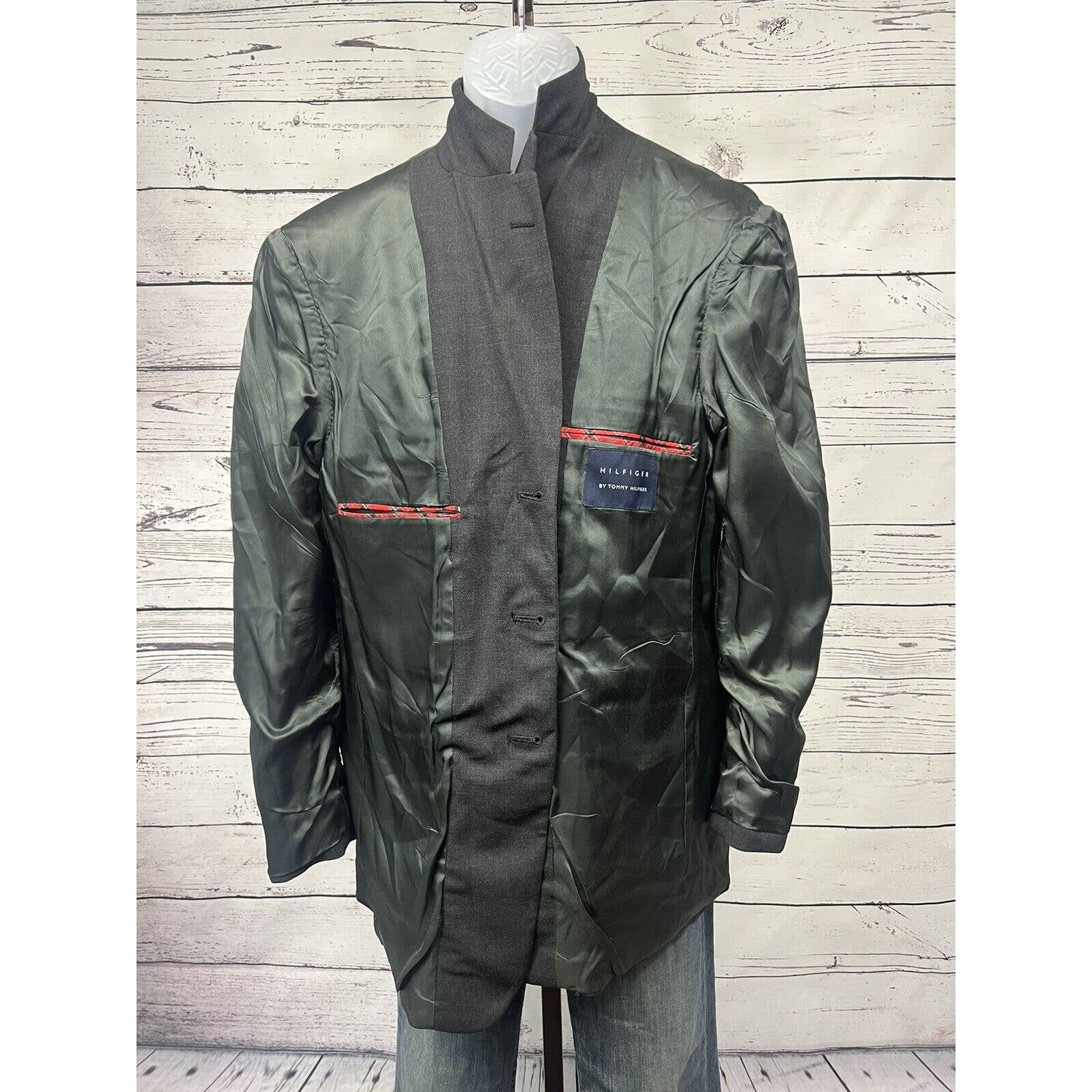 Tommy Hilfiger 3 Button Sport Coat Men’s 42R Black Wool Blend Union Made Modern