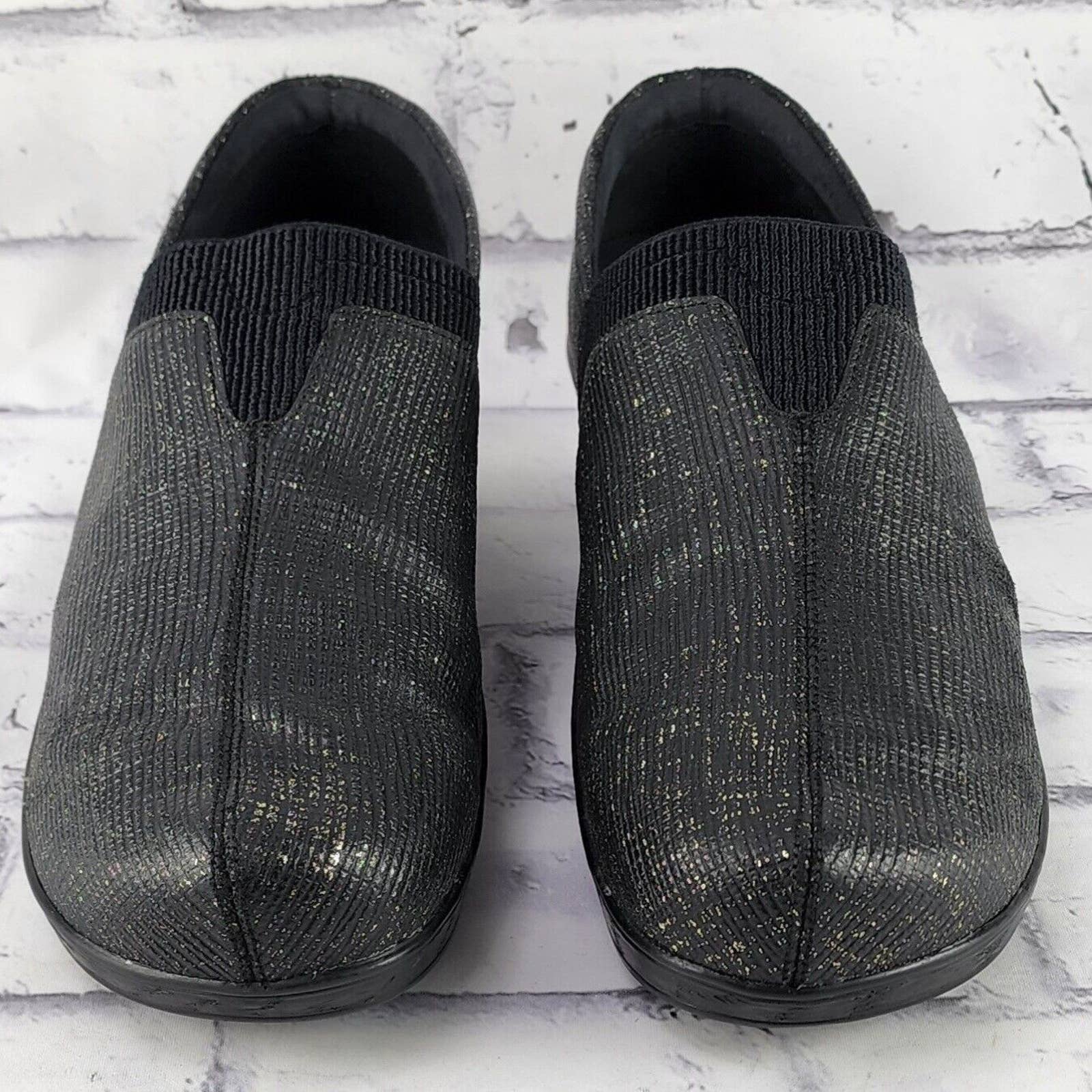 Klogs Salem Work Clogs Women's Size 9.5 M Leather Slip-ons in Black Linen Color