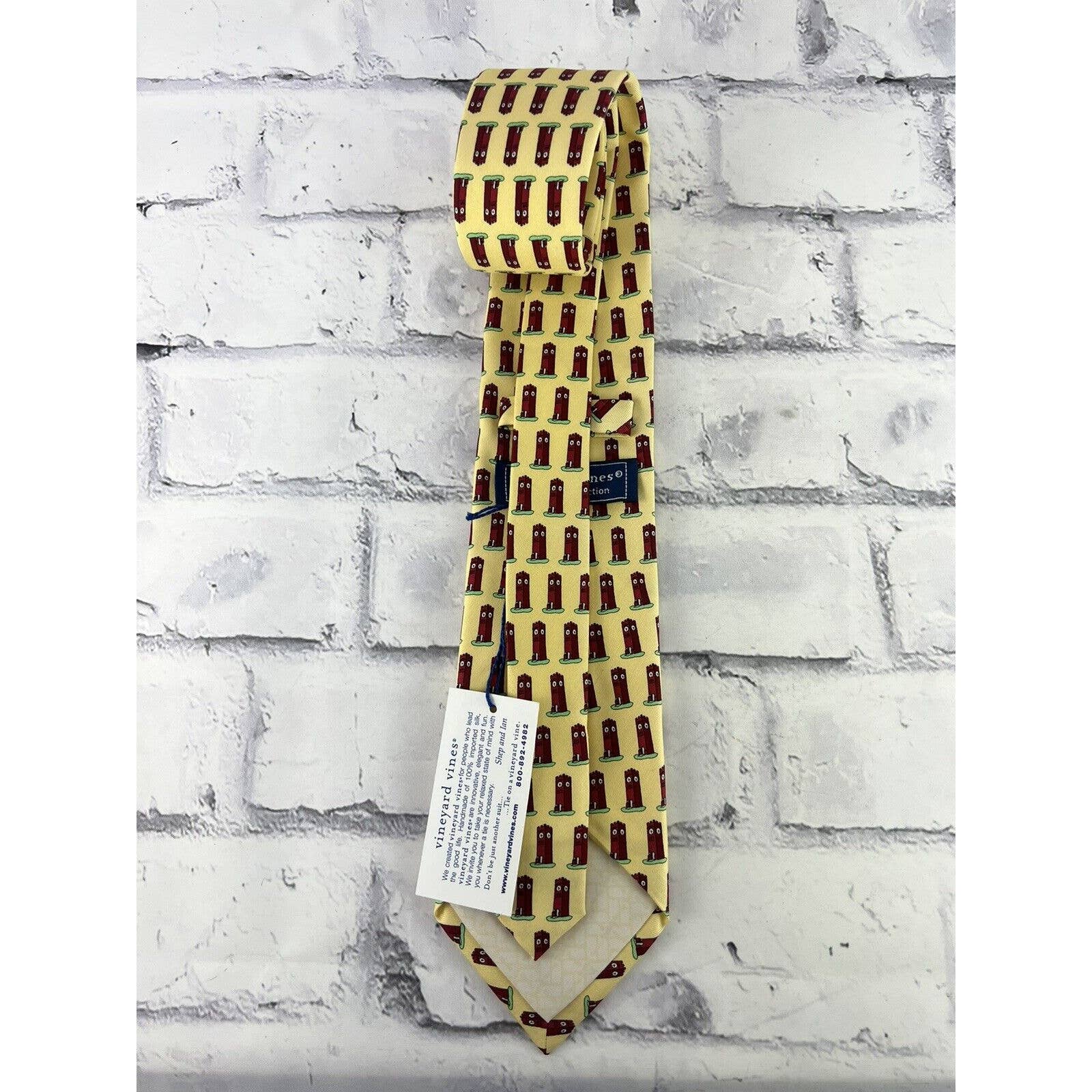 Vineyard Vines Custom Collections Silk Tie Clock Towers Yellow And Red 59”x3.5”